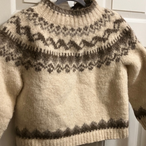 Classic Cream and Brown Zip-Front Wool Cardigan - Picture 9 of 10